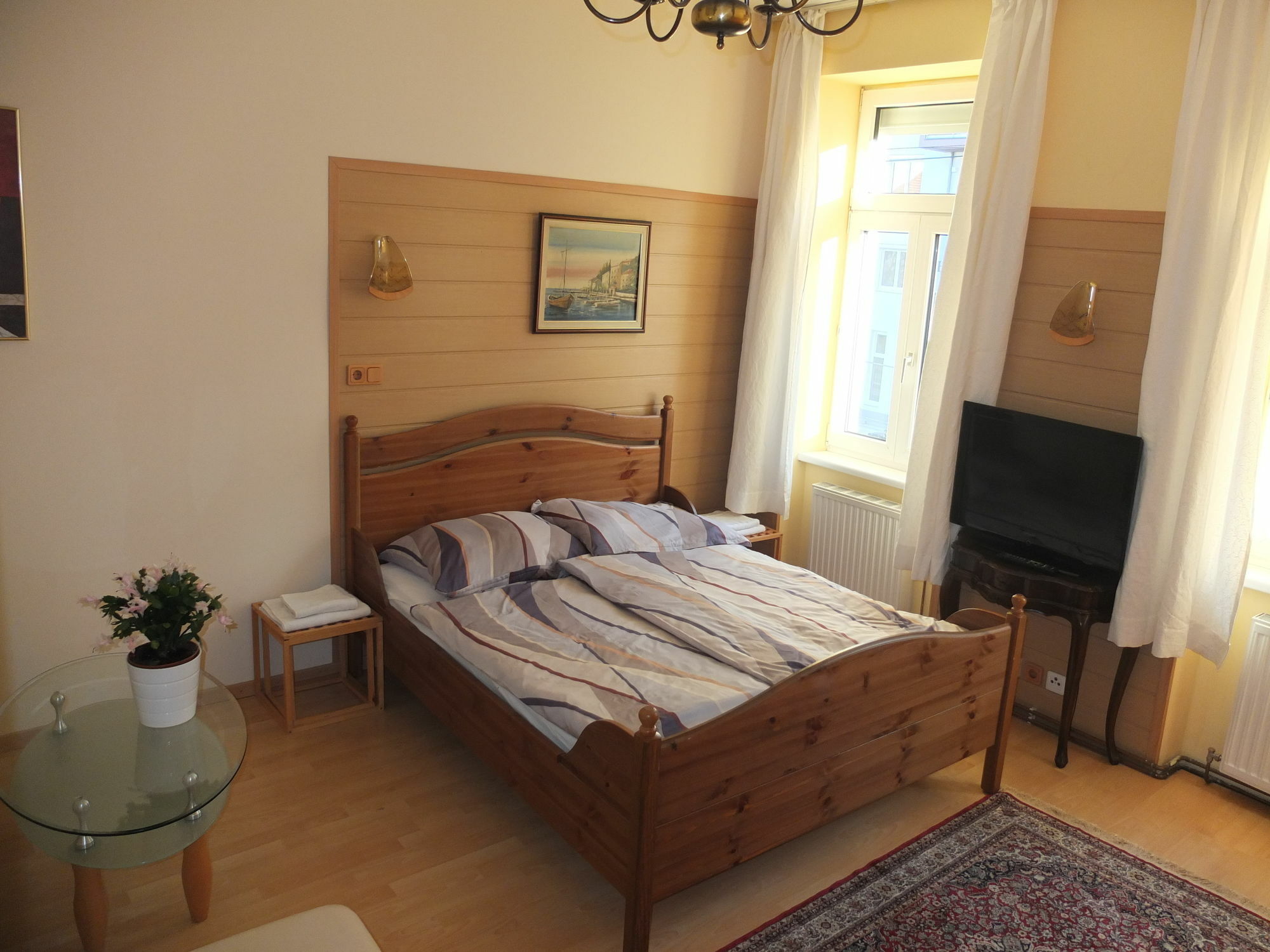 Aparthotel Leopoldauer 2*